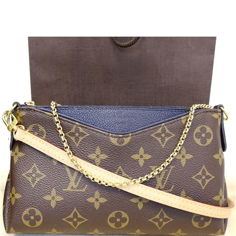 louis vuitton pallas red clutch|Louis Vuitton monogram pallas clutch.